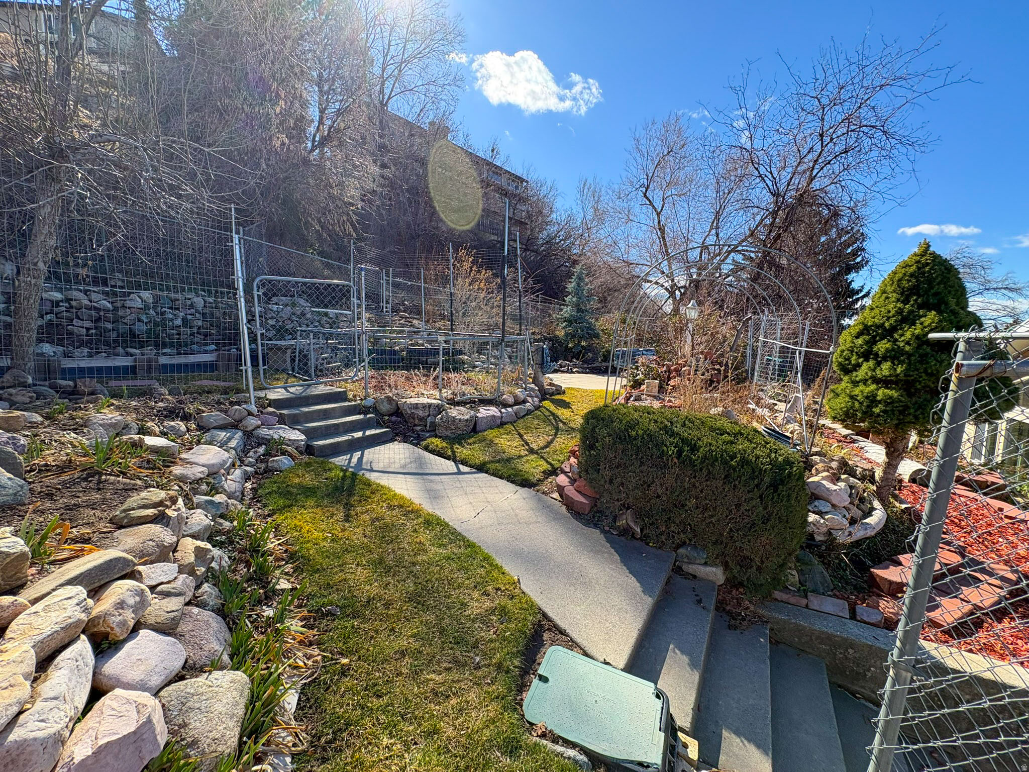 OAKVISTA PARK - Residential