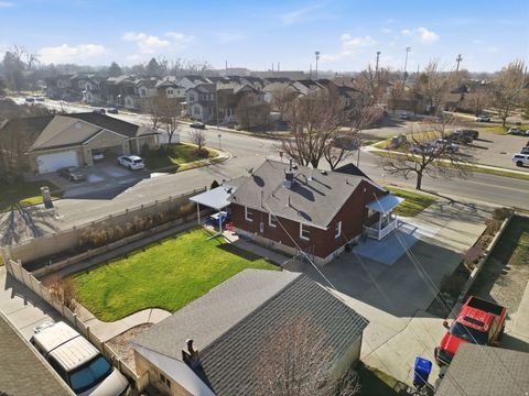 Tiny photo for 1420 N MAIN ST, Bountiful, UT 84010 (MLS # 2135621)
