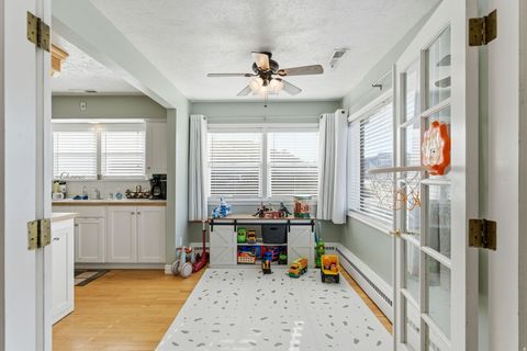Tiny photo for 1420 N MAIN ST, Bountiful, UT 84010 (MLS # 2135621)