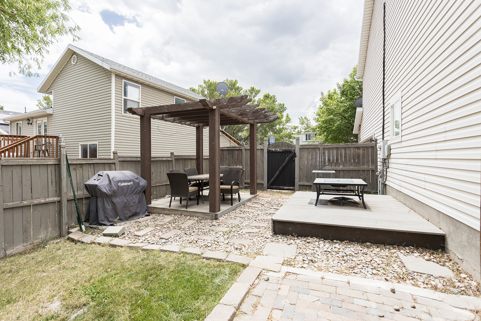 CHIMNEY ROCK AT RED - Residential