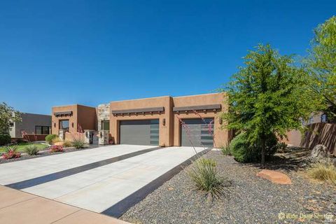 Tiny photo for 3208 S SAND STONE DR, Hurricane, UT 84737 (MLS # 2086365)