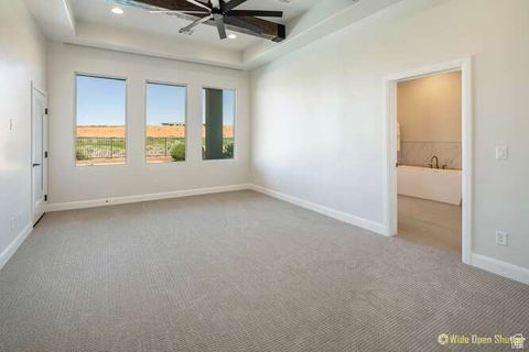 Tiny photo for 3208 S SAND STONE DR, Hurricane, UT 84737 (MLS # 2086365)