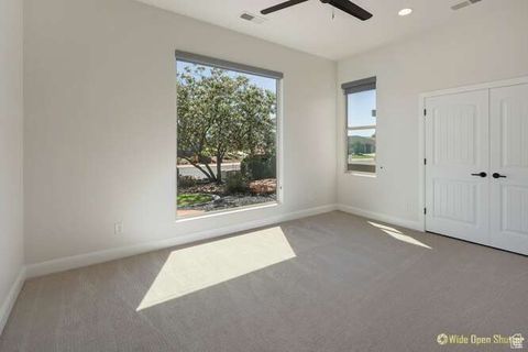 Tiny photo for 3208 S SAND STONE DR, Hurricane, UT 84737 (MLS # 2086365)