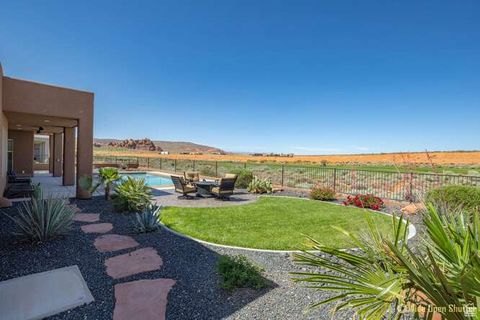 Tiny photo for 3208 S SAND STONE DR, Hurricane, UT 84737 (MLS # 2086365)