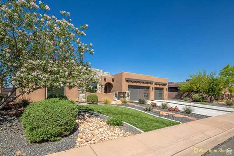 Tiny photo for 3208 S SAND STONE DR, Hurricane, UT 84737 (MLS # 2086365)
