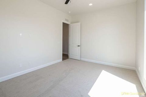 Tiny photo for 3208 S SAND STONE DR, Hurricane, UT 84737 (MLS # 2086365)