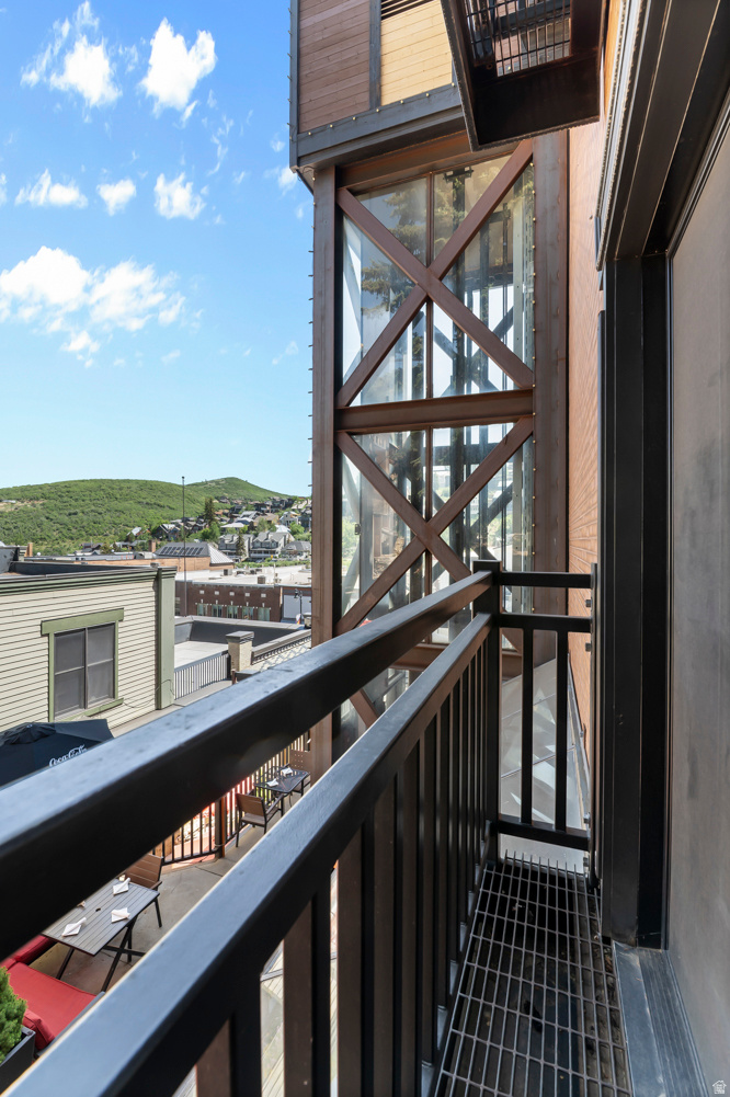 TREASURE MOUNTAIN - Residential