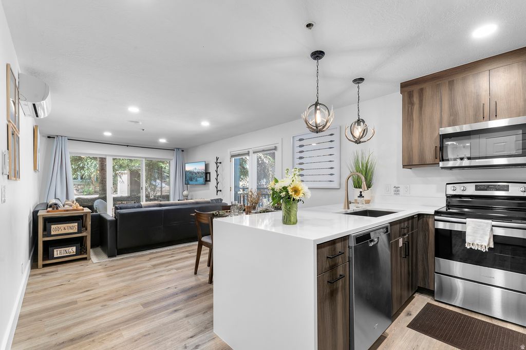 Photo of 255 MAIN ST #A16 St, Park City, UT 84060 (MLS # 2133211)