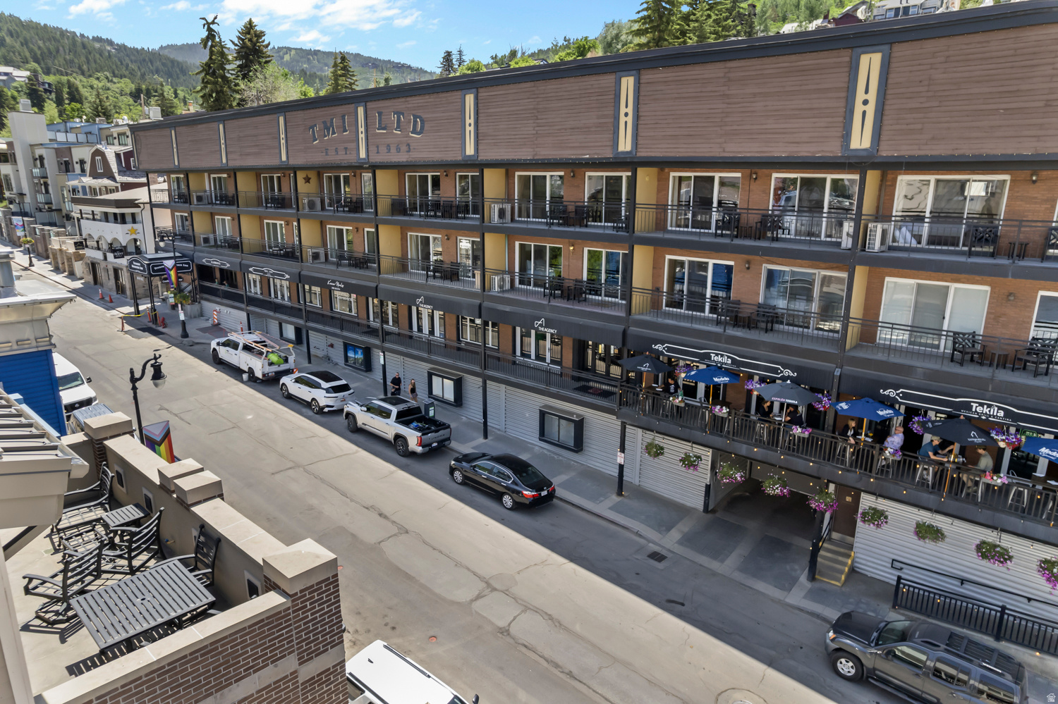 TREASURE MOUNTAIN - Residential