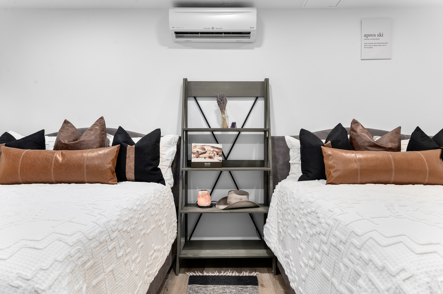 TREASURE MOUNTAIN - Residential