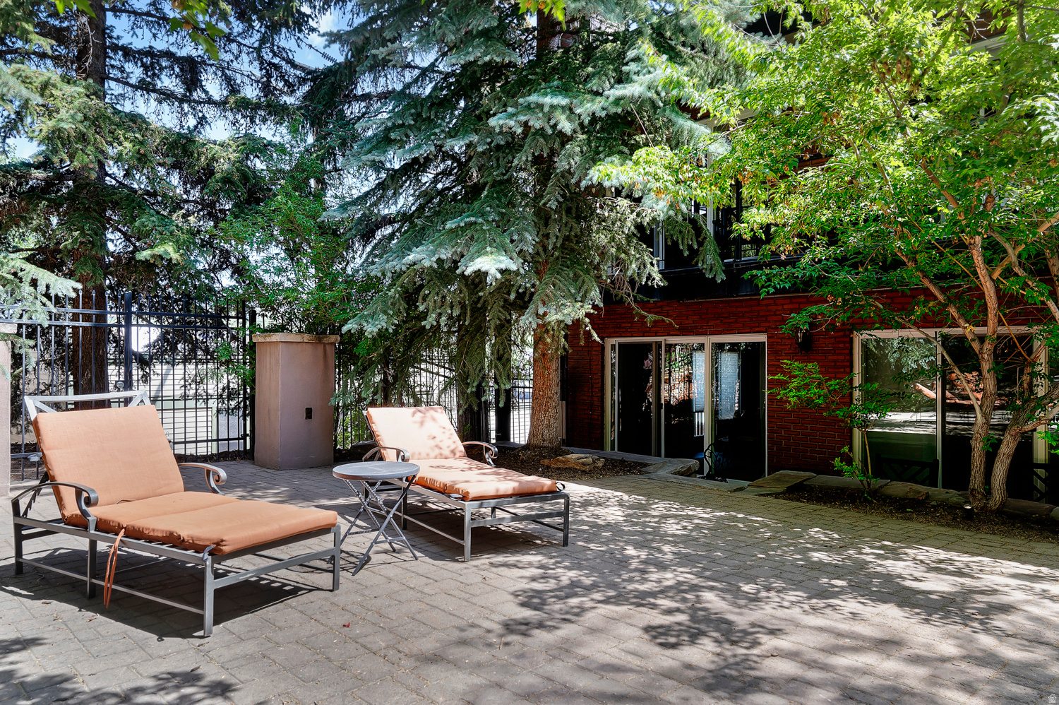 TREASURE MOUNTAIN - Residential