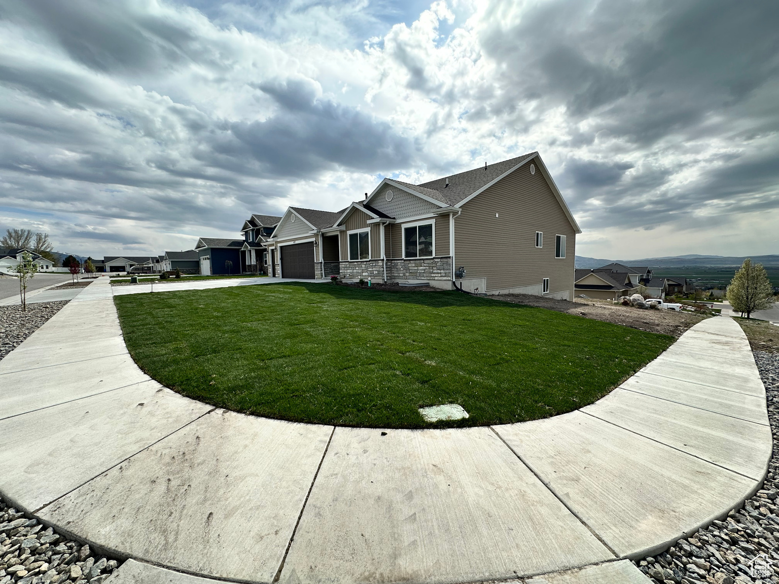 MOUNTAIN GATE SUBDVISION - Residential