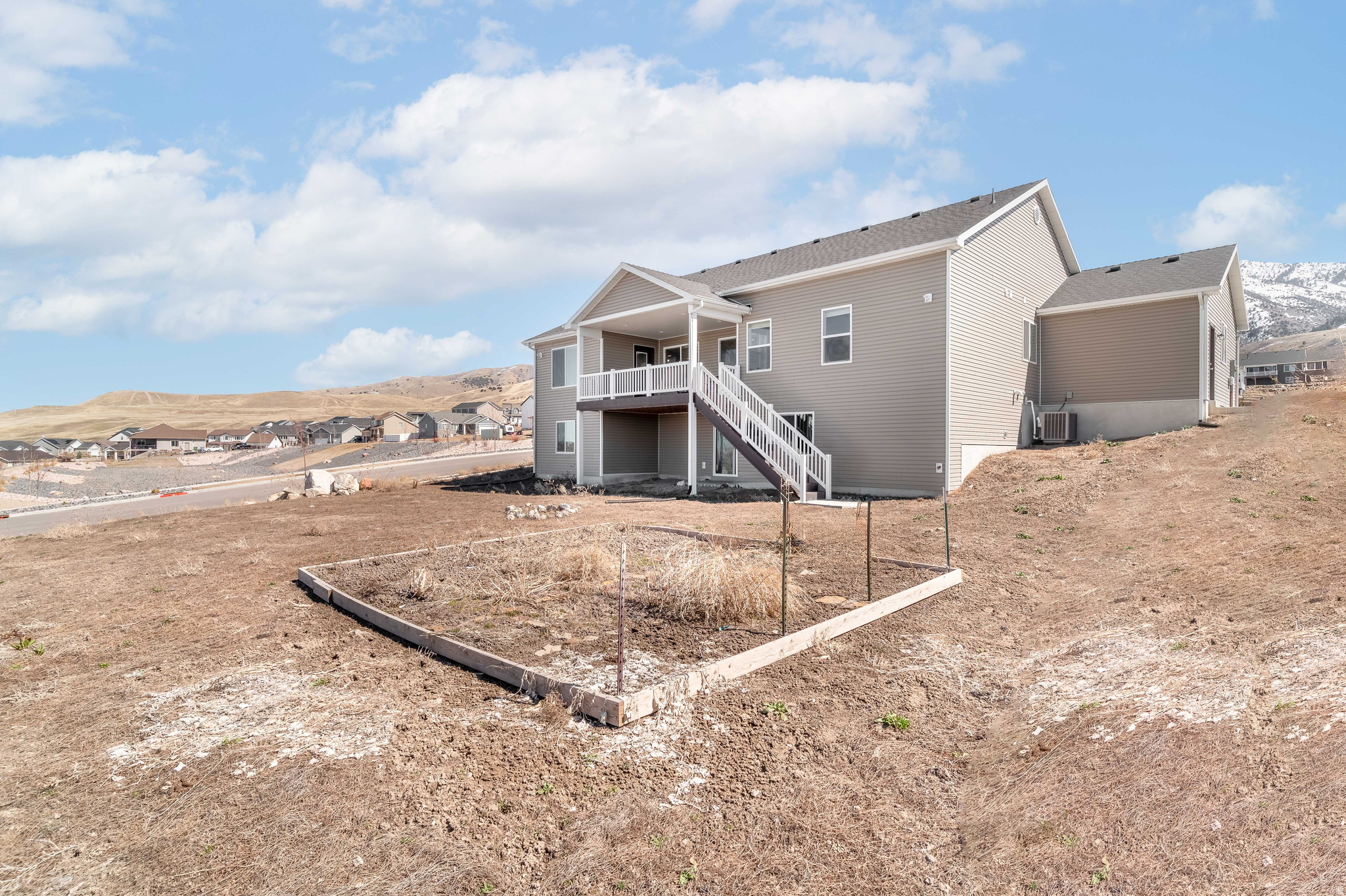 MOUNTAIN GATE SUBDVISION - Residential