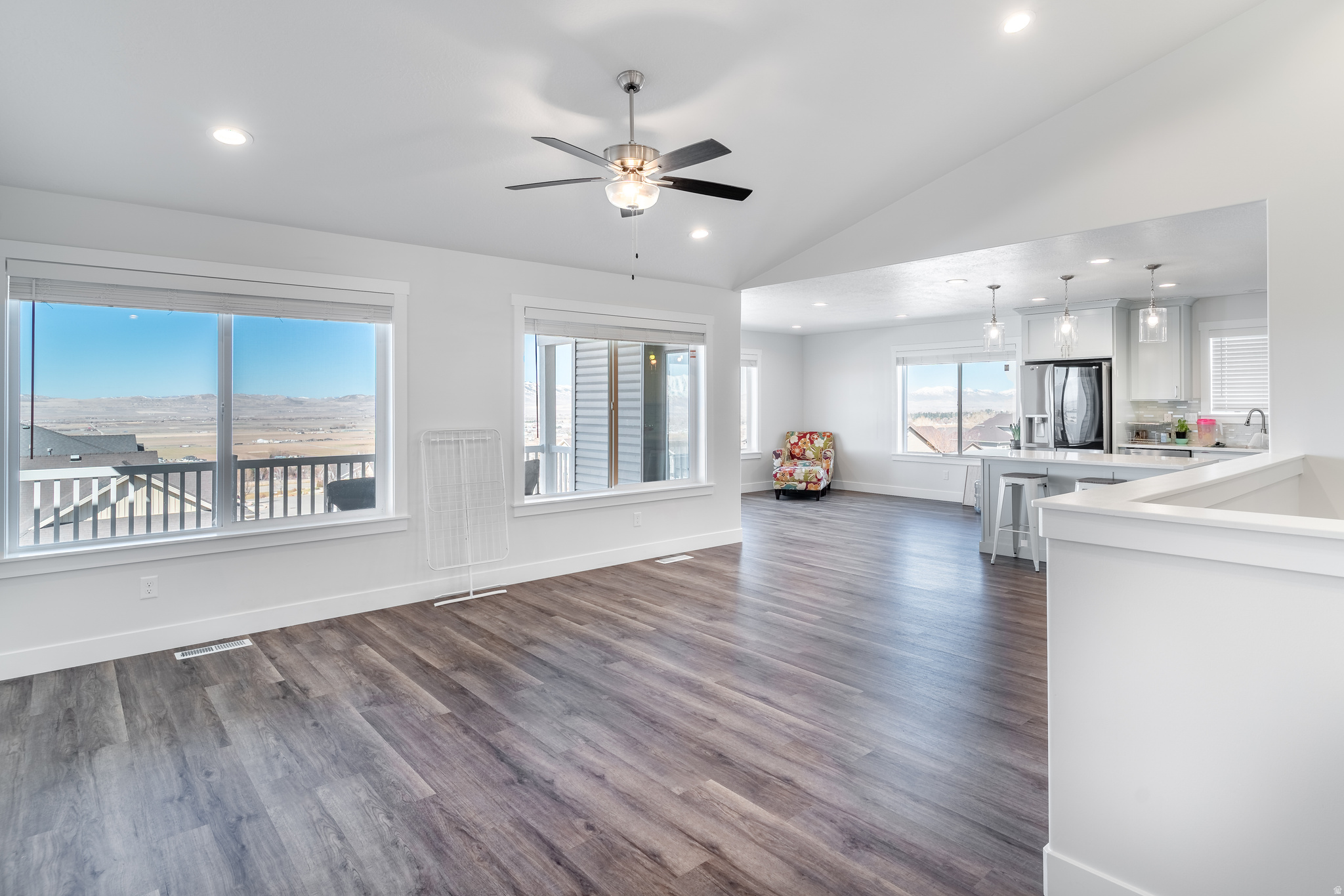 MOUNTAIN GATE SUBDVISION - Residential