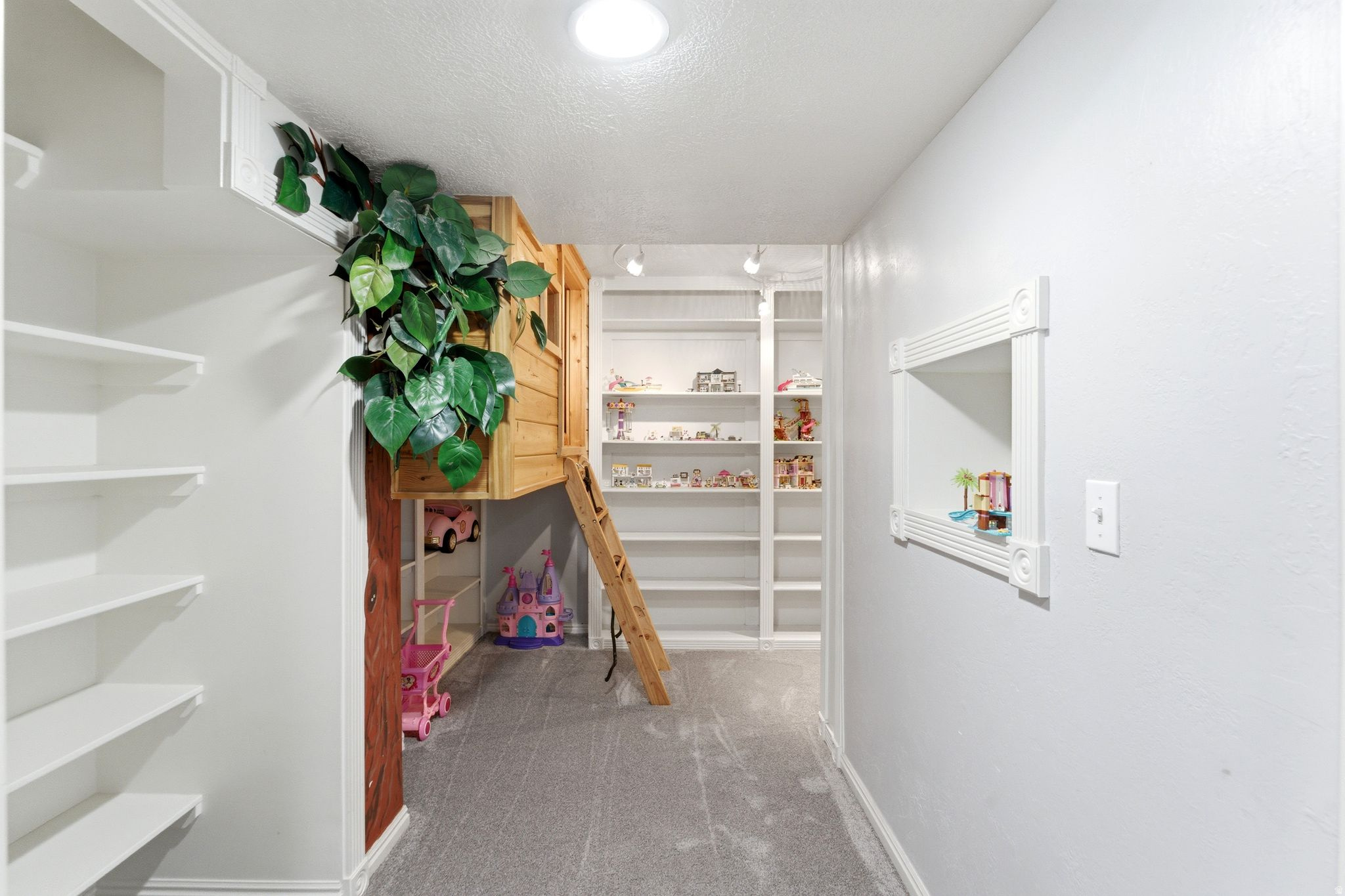 HESS FARMS - Residential