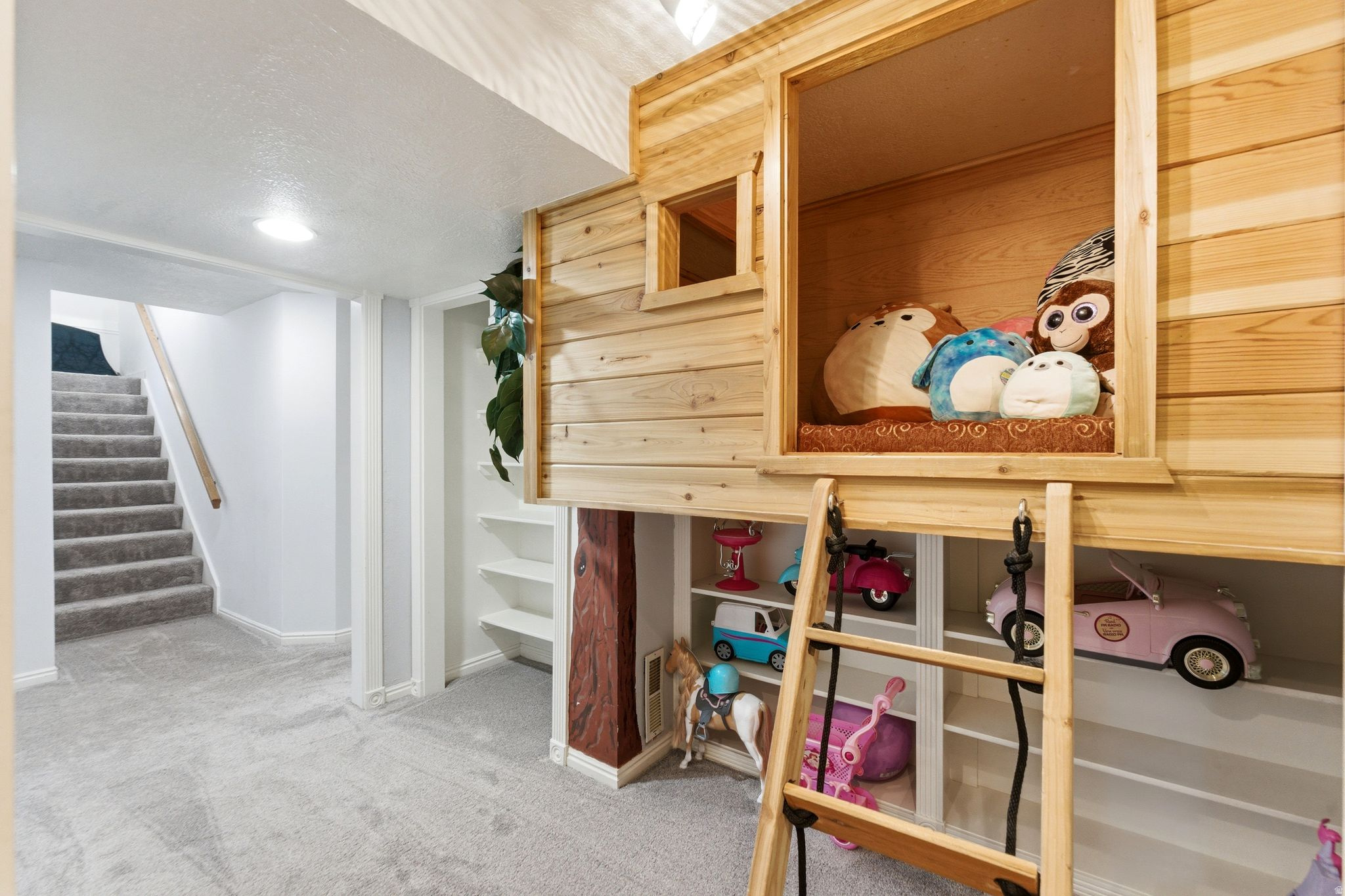 HESS FARMS - Residential