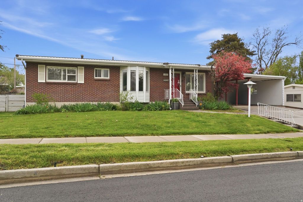 Photo of 64 E 1300 S, Bountiful, UT 84010 (MLS # 2153851)
