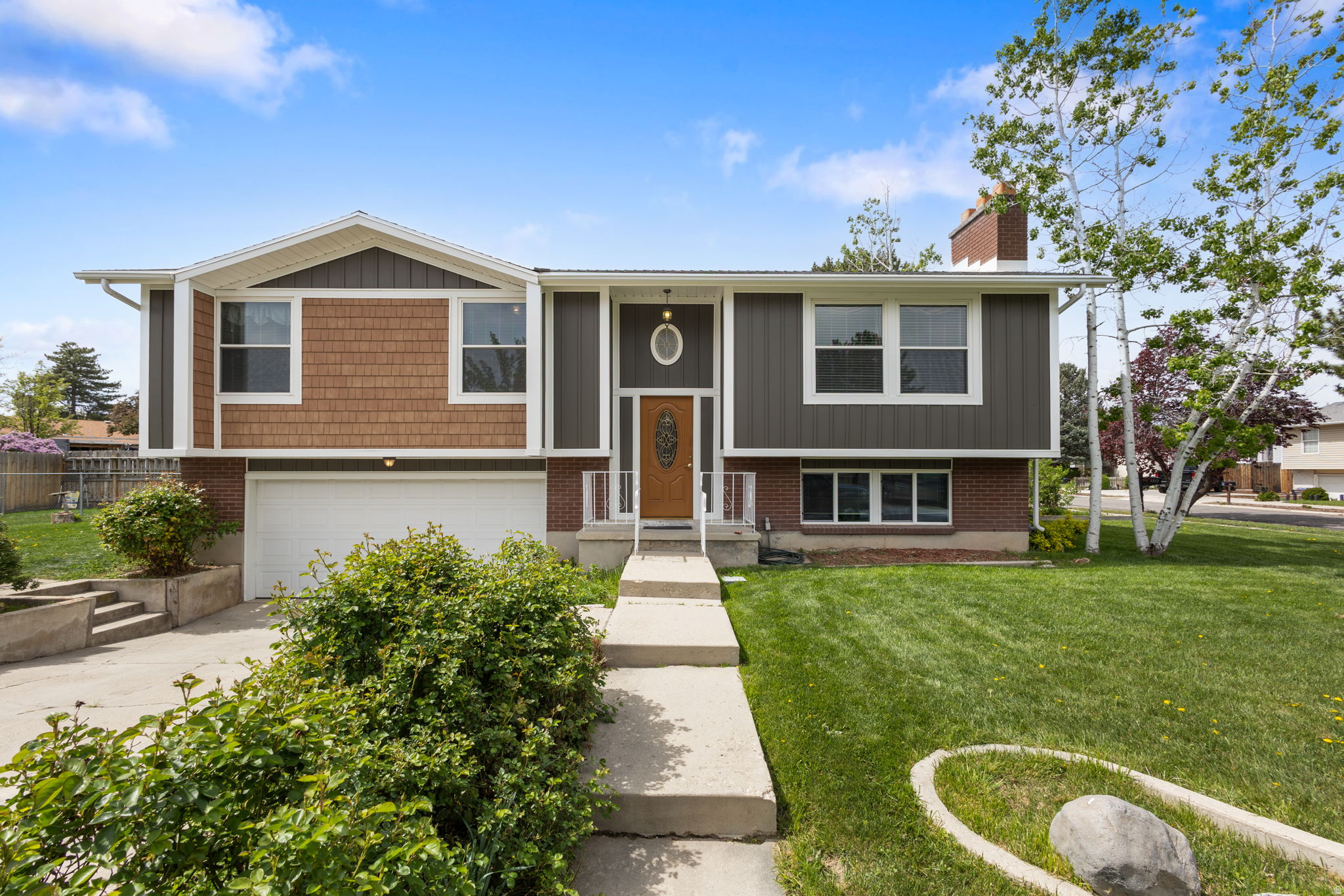 GREEN TREE #3 - Residential