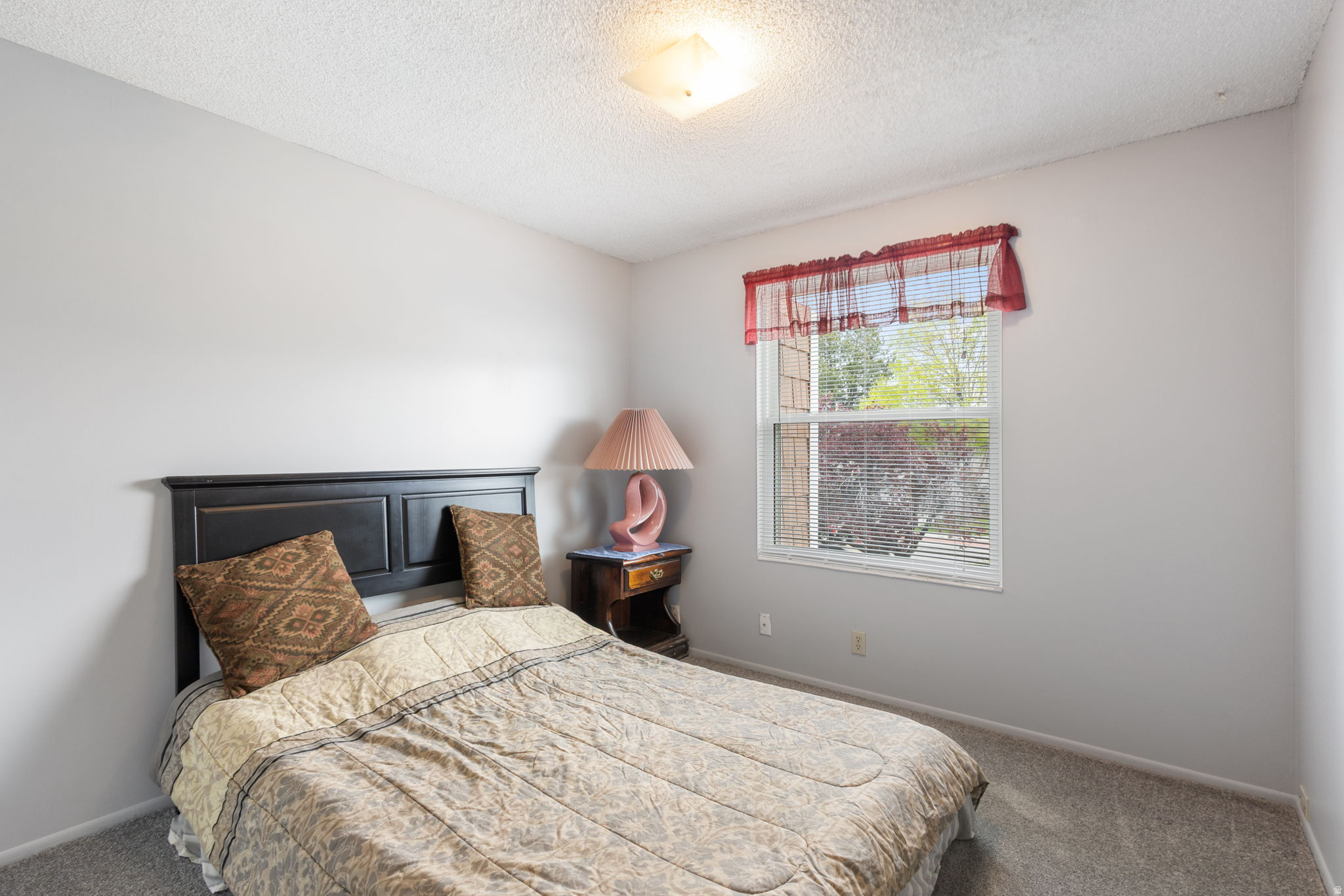 GREEN TREE #3 - Residential