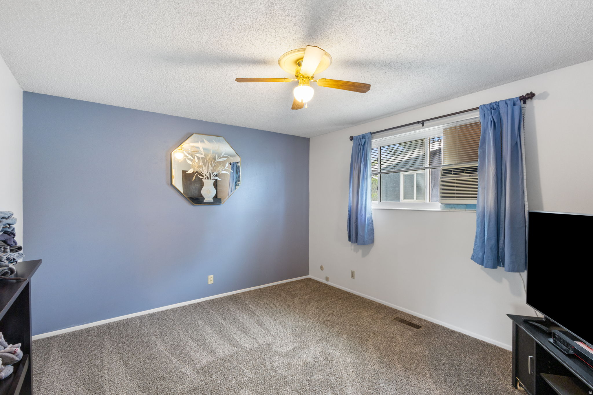 GREEN TREE #3 - Residential