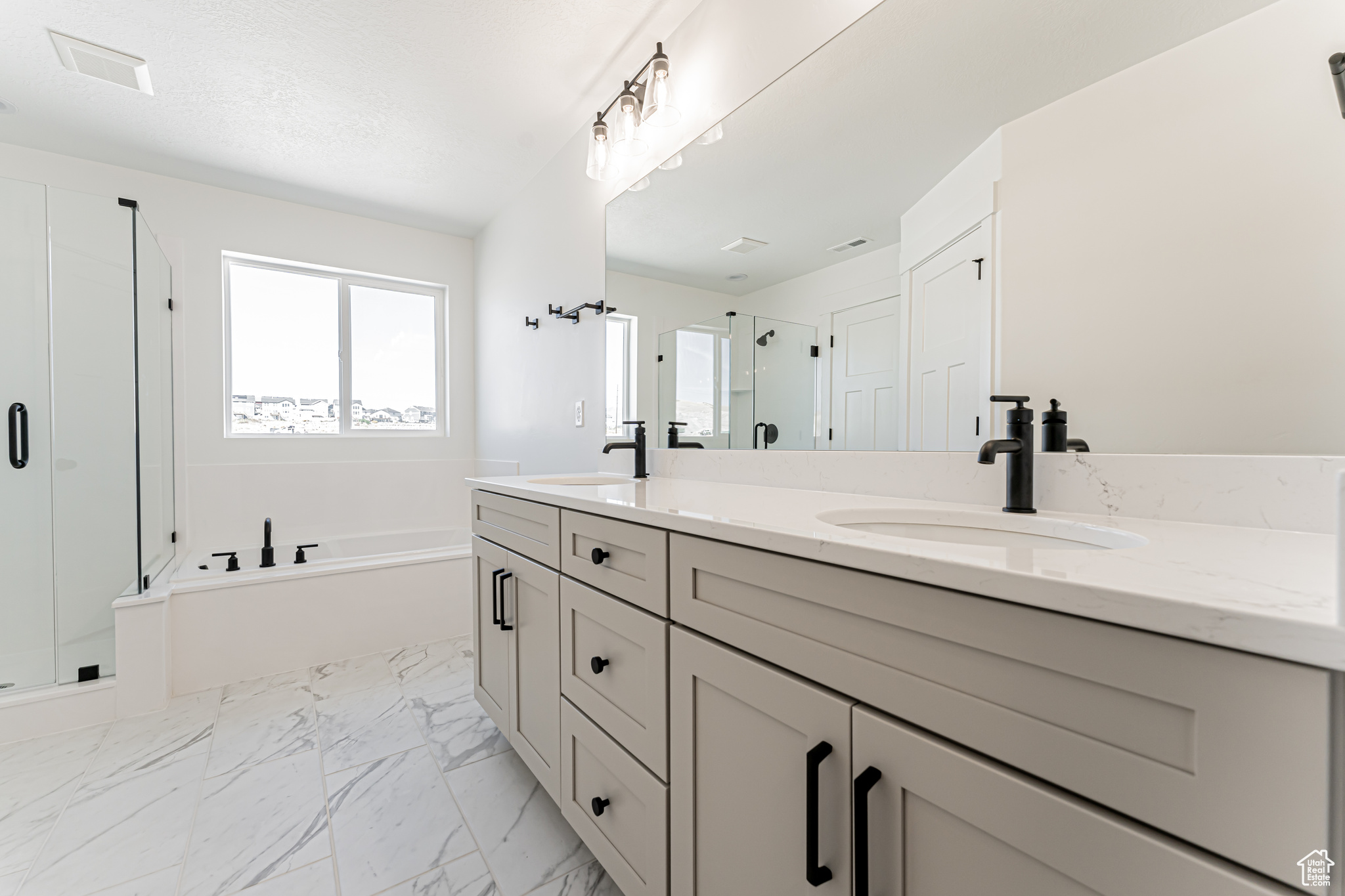 HIGHRIDGE - Residential