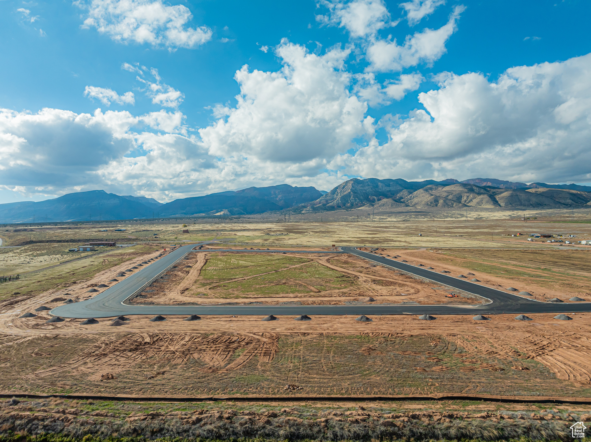 CEDAR RIDGE ESTATES - Land