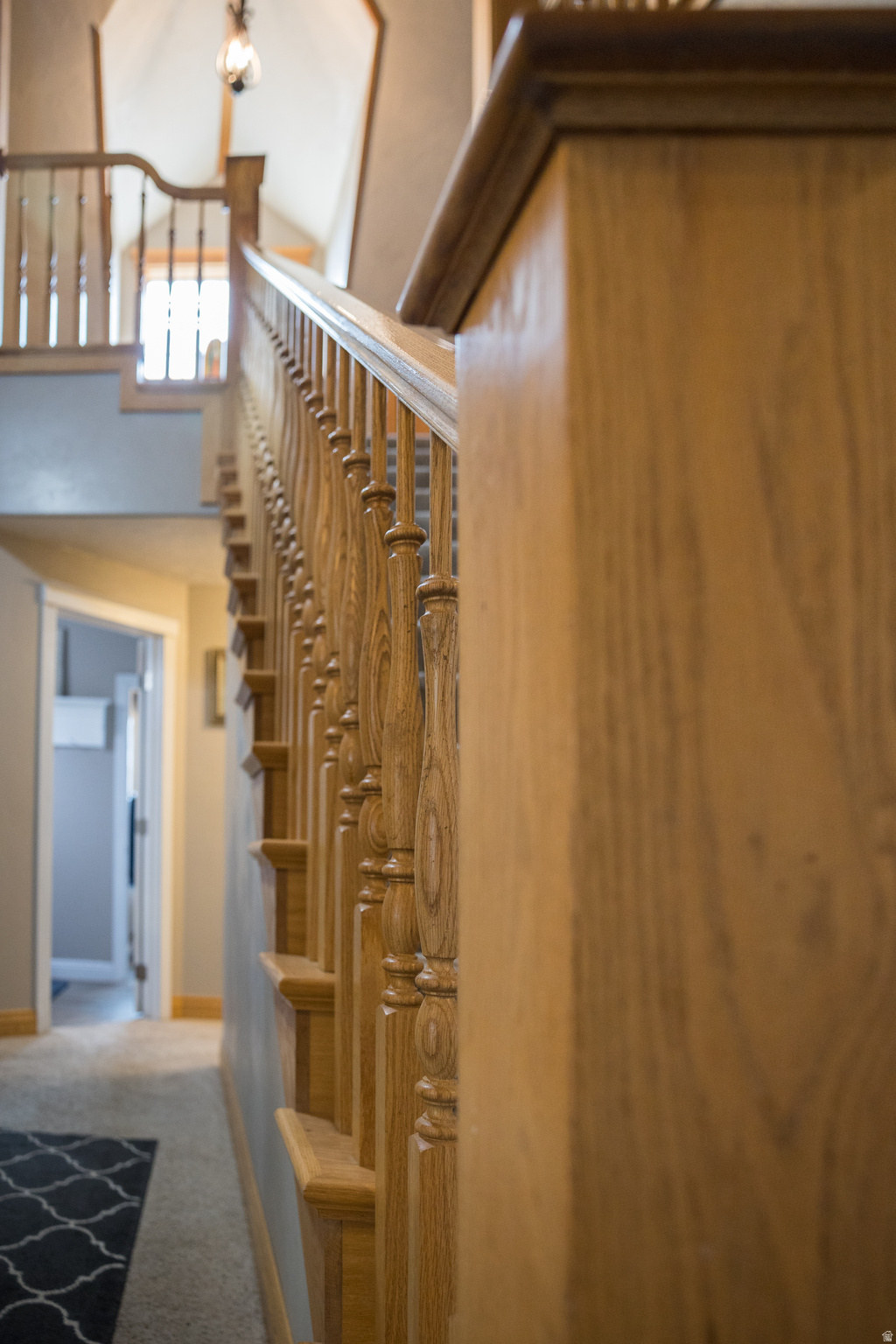 COUNTRY ROAD - Residential