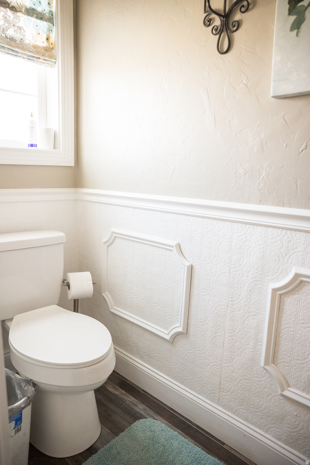 COUNTRY ROAD - Residential