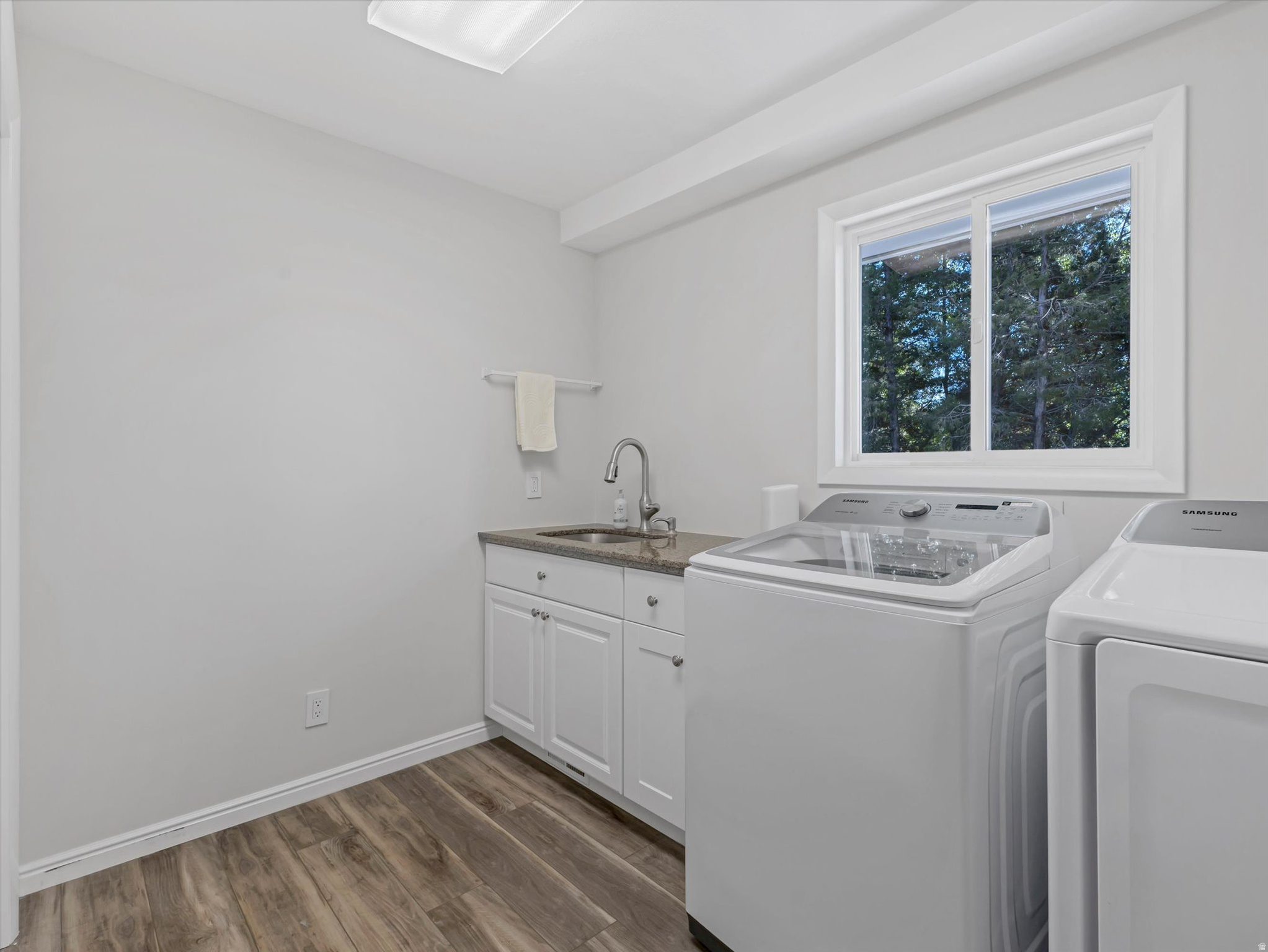 EASTRIDGE #4 - Residential