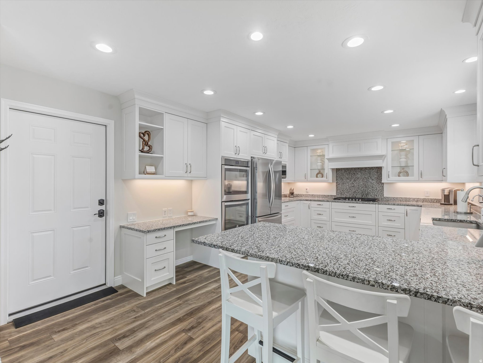 EASTRIDGE #4 - Residential