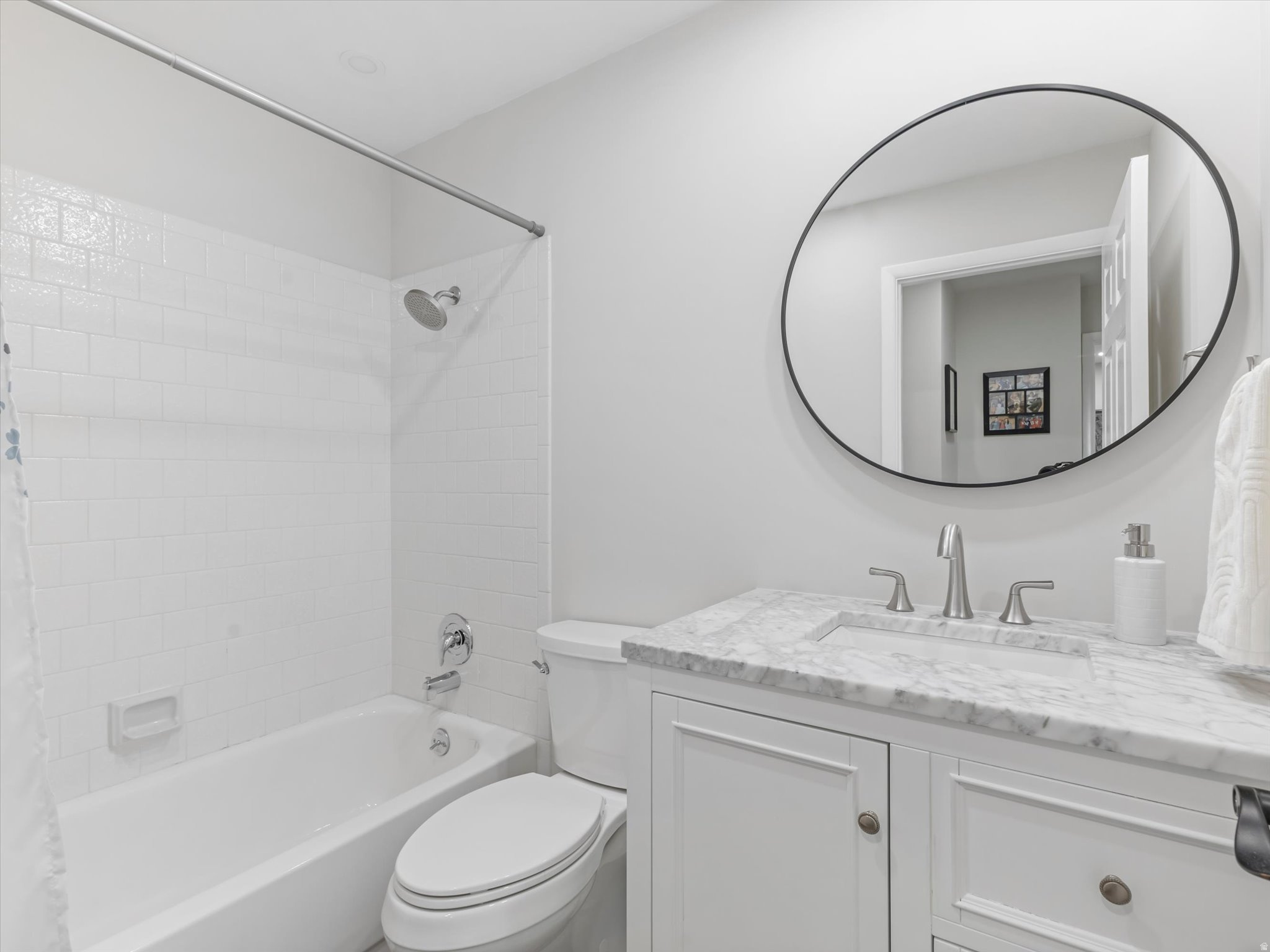 EASTRIDGE #4 - Residential