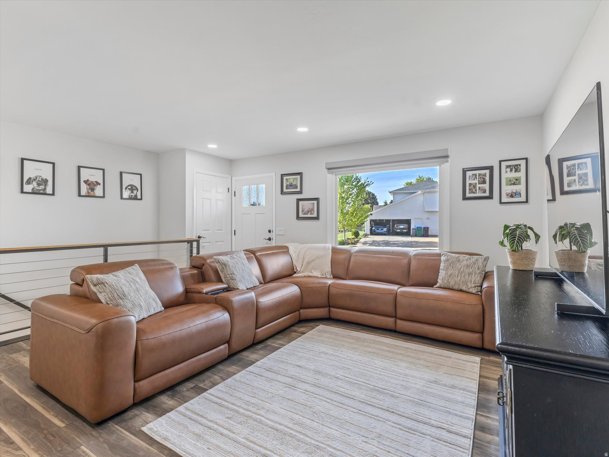 EASTRIDGE #4 - Residential