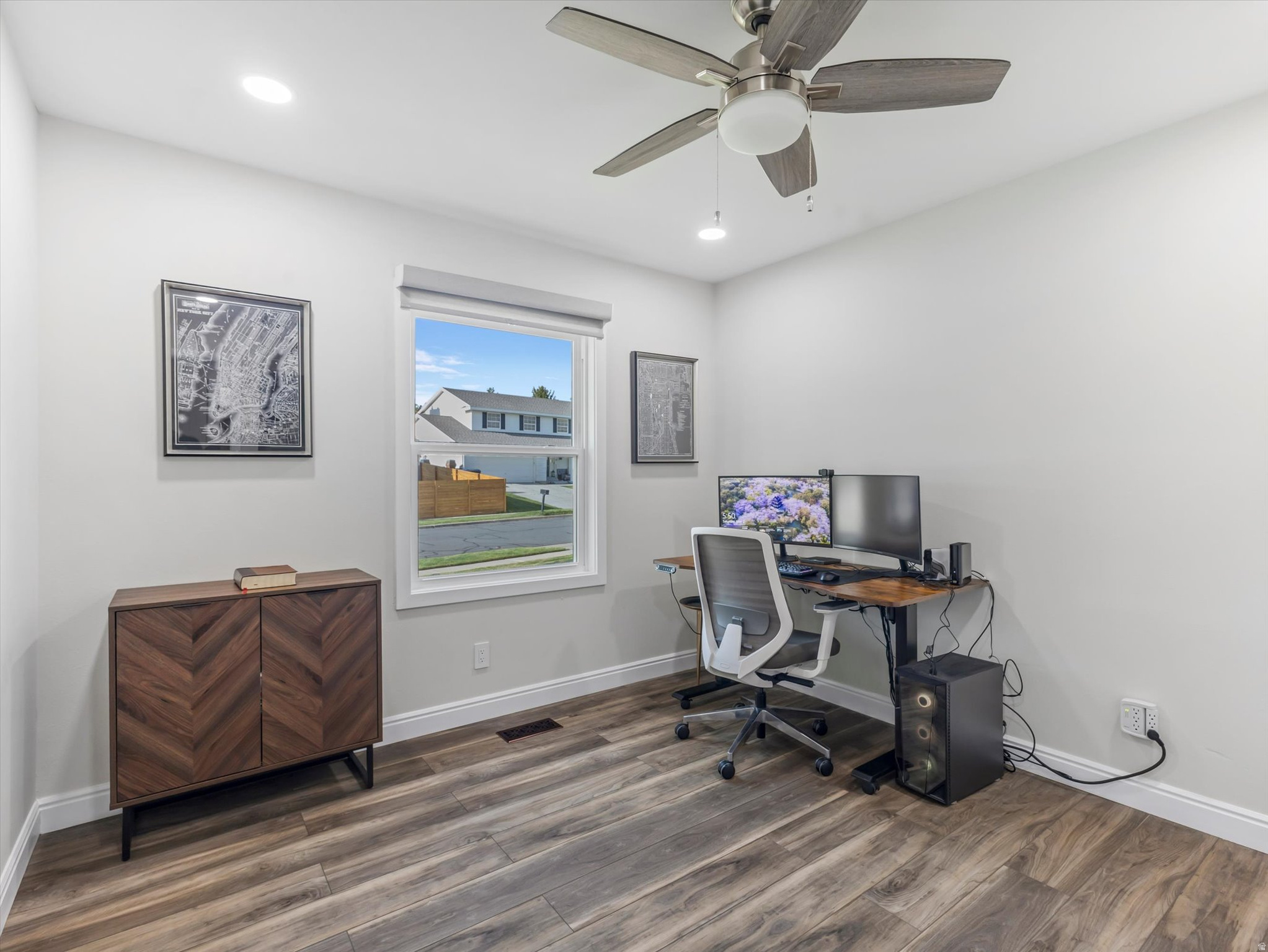 EASTRIDGE #4 - Residential