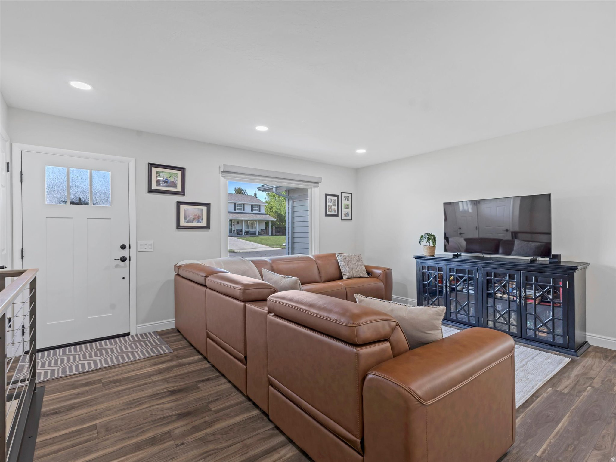 EASTRIDGE #4 - Residential