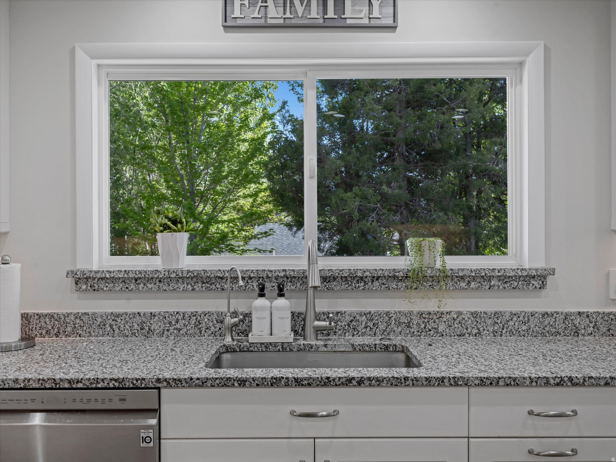 EASTRIDGE #4 - Residential