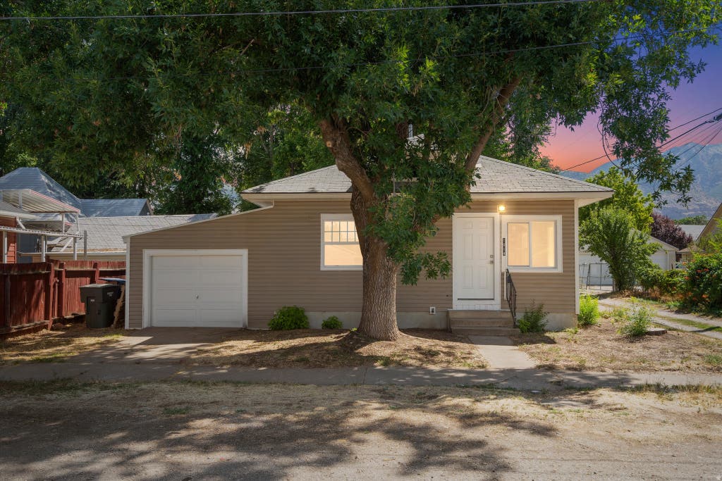 Photo of 1614 OGDEN AVE, Ogden, UT 84404 (MLS # 2180918)
