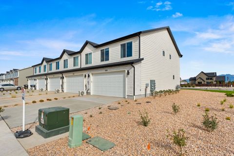 Photo of 1864 E ALBION DR #1156, Salem, UT 84653 (MLS # 2144234)
