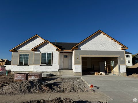 Photo of 173 E 580 N, Providence, UT 84332 (MLS # 2119625)