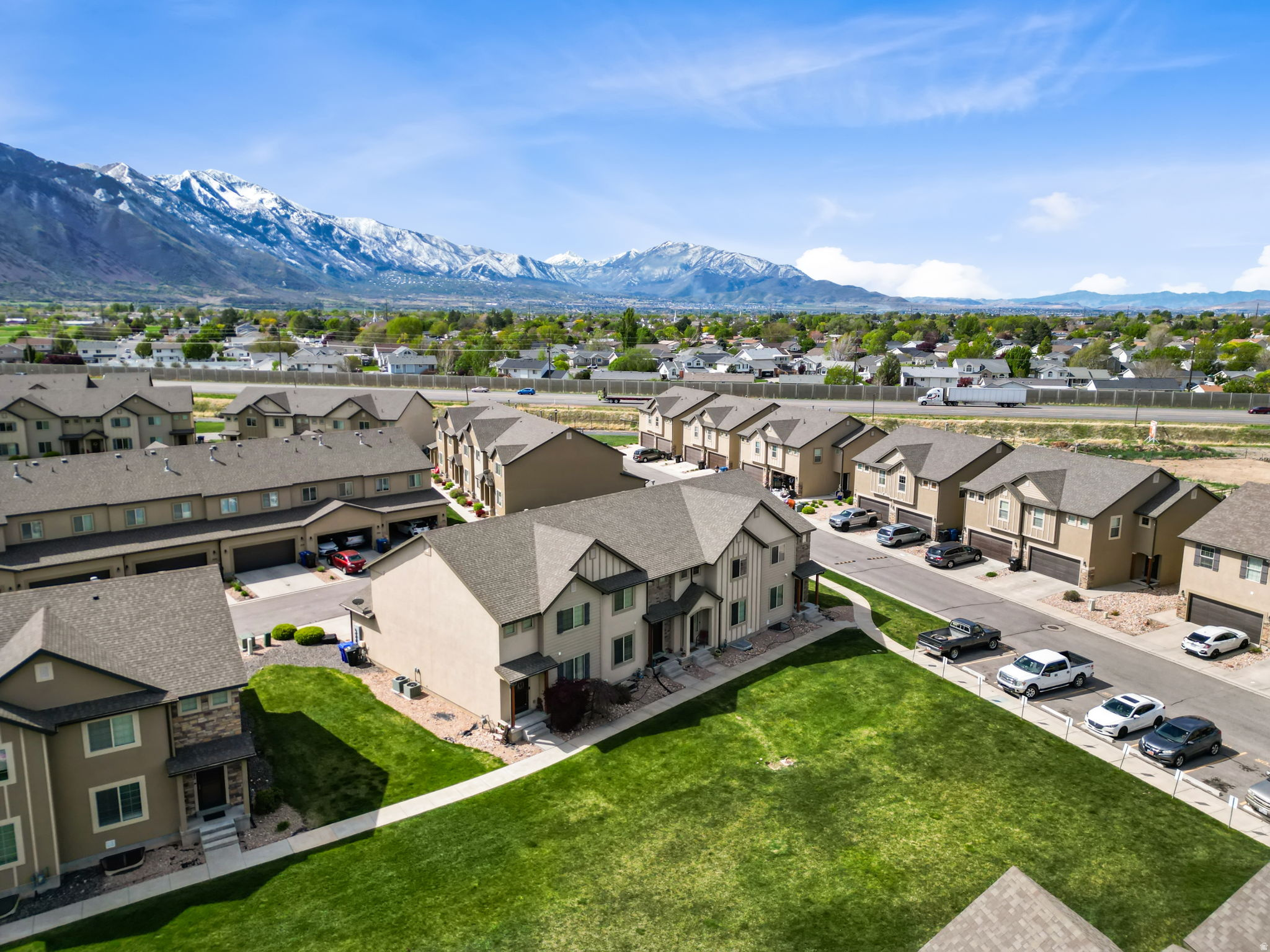 MAPLE MOUNTAIN - Residential