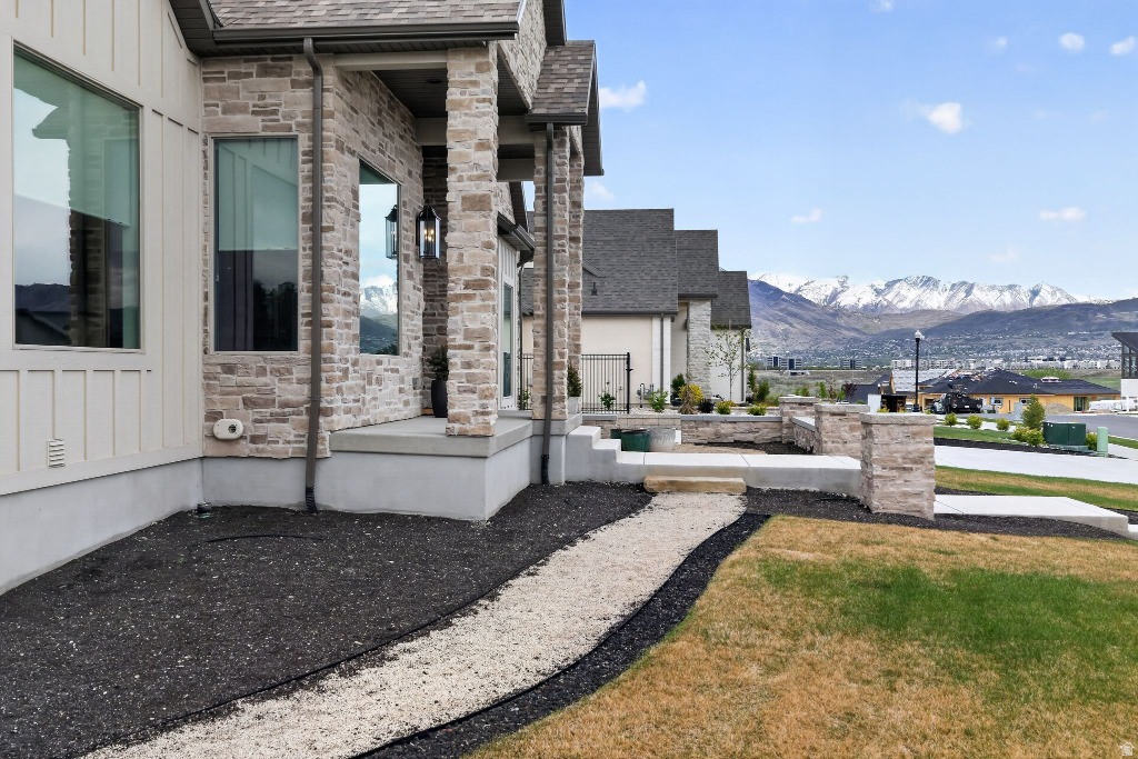 RIVER RIDGE - Residential
