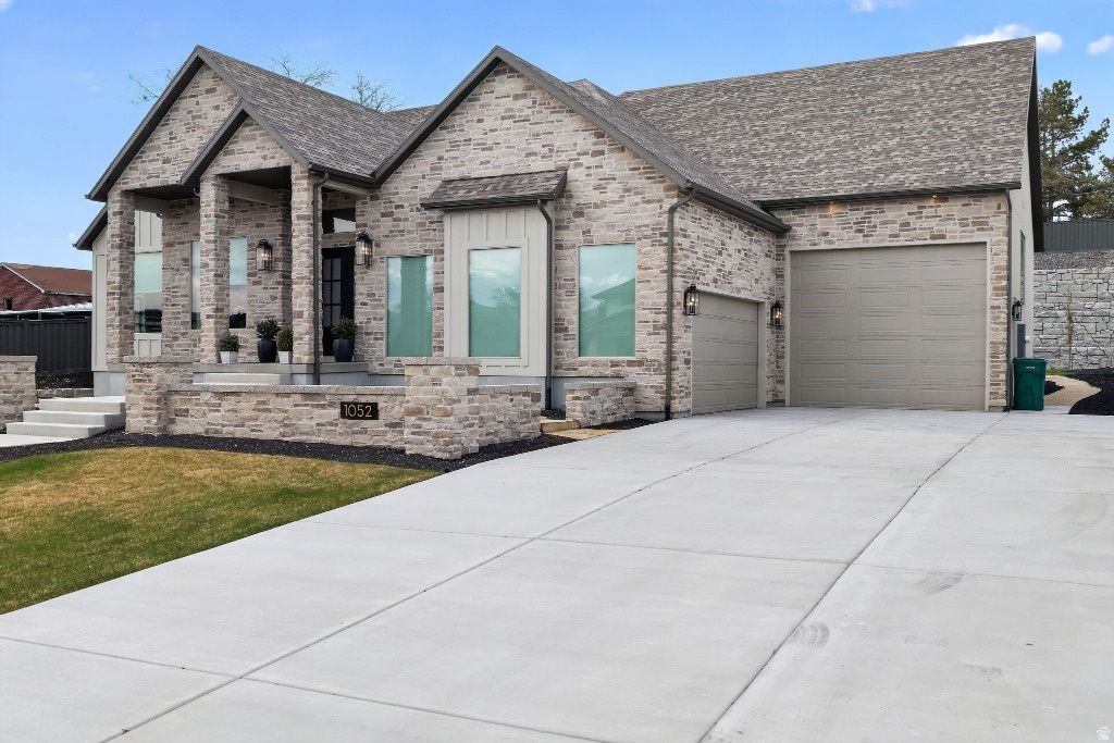 Photo of 1052 W REINING WAY, Riverton, UT 84065 (MLS # 2155438)