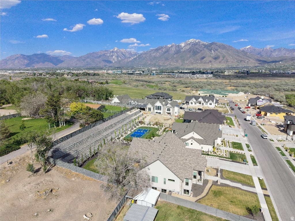 RIVER RIDGE - Residential