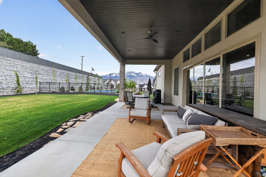 RIVER RIDGE - Residential