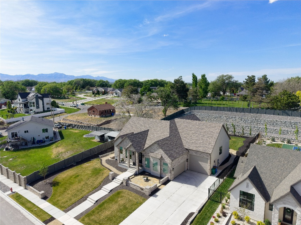 RIVER RIDGE - Residential
