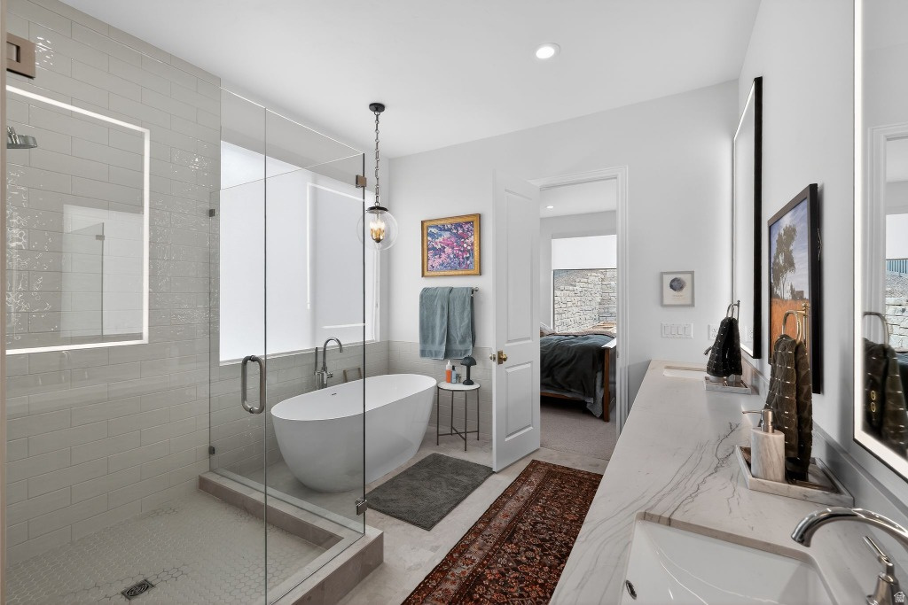 RIVER RIDGE - Residential
