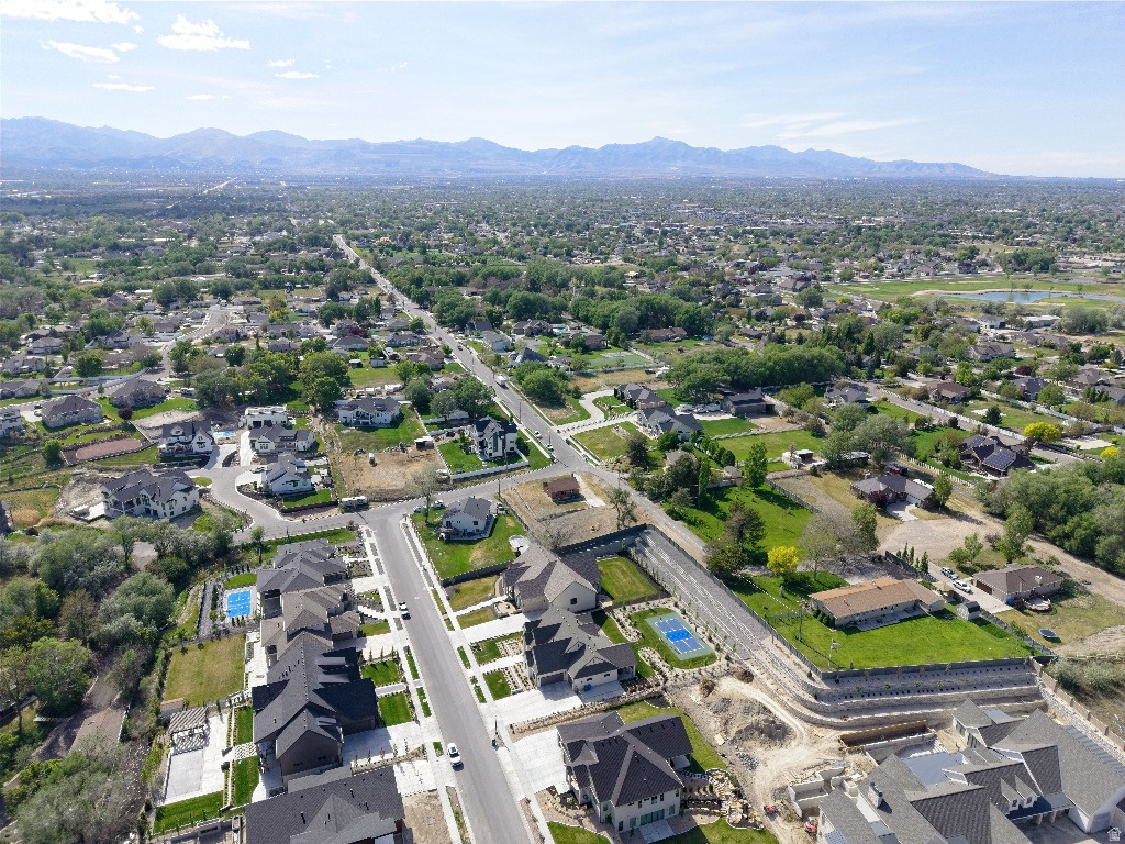 RIVER RIDGE - Residential