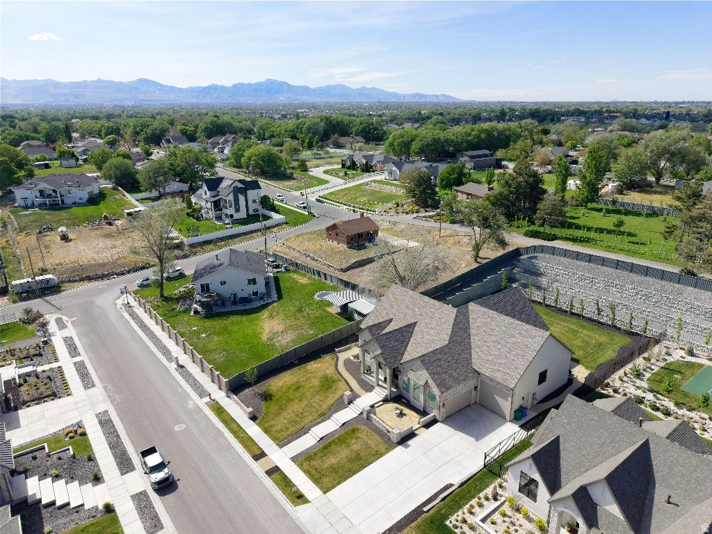 RIVER RIDGE - Residential