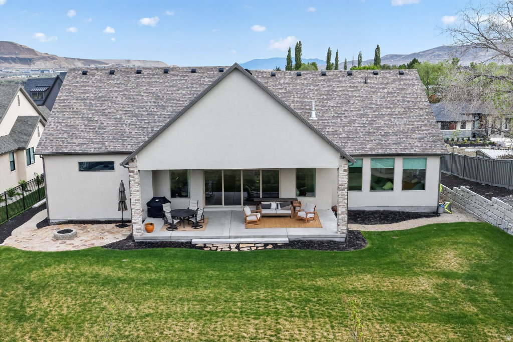 RIVER RIDGE - Residential