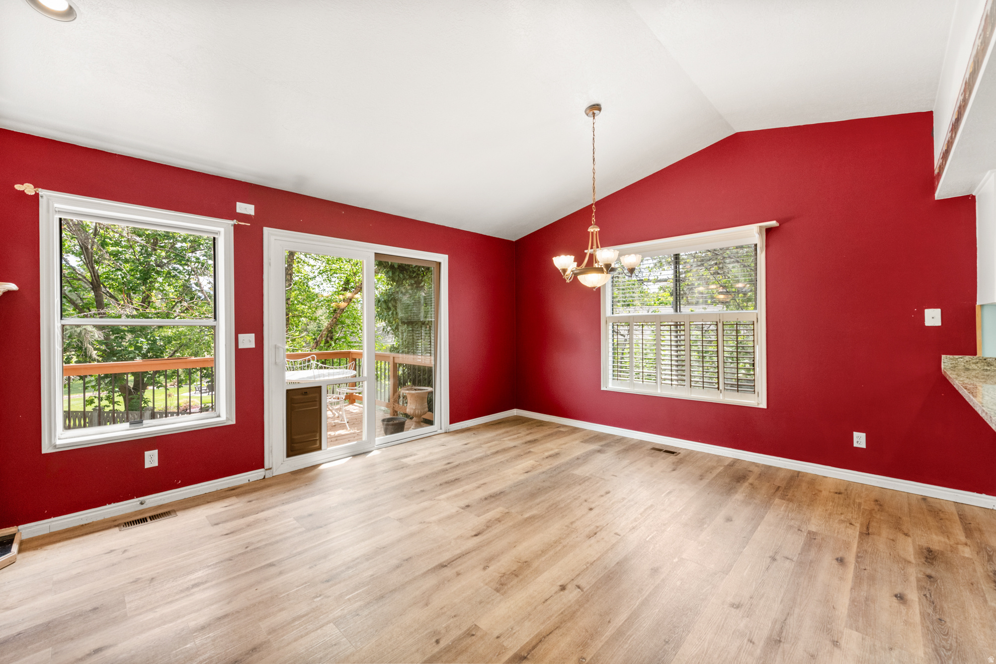 HIDDEN VALLEY COUNTRY CLUB ESTATES - Residential