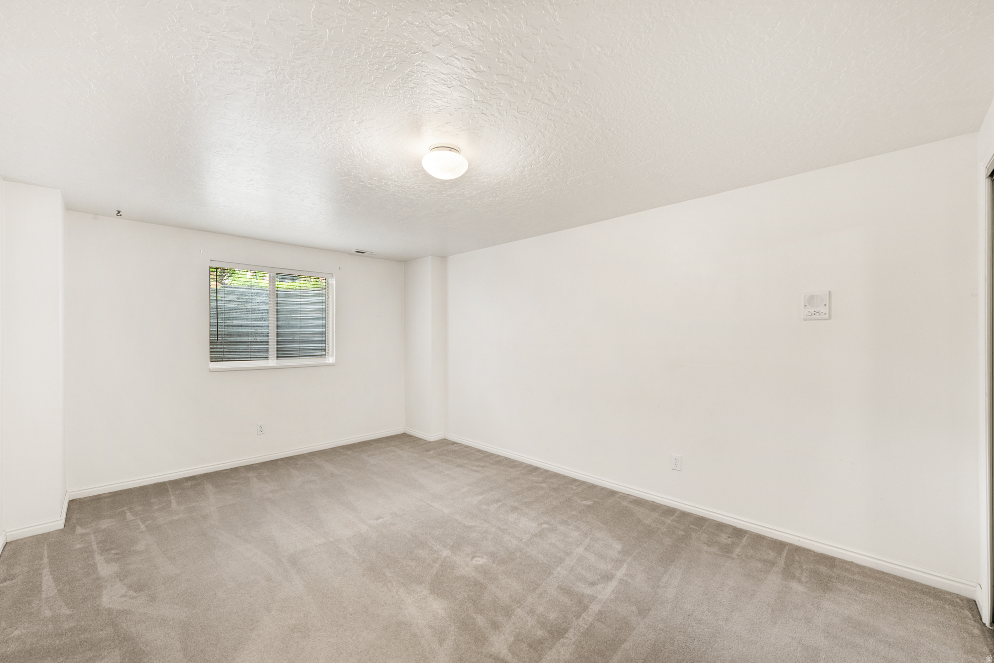 HIDDEN VALLEY COUNTRY CLUB ESTATES - Residential